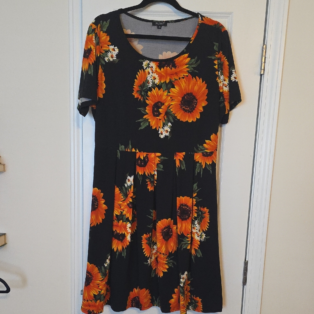 🌻Black and Orange Sunflower Midi Dress W/ Pockets 😁